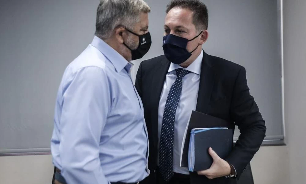 Πυρκαγιές: Συνάντηση Πέτσα-Πατούλη για τον σχεδιασμό της επόμενης μέρας